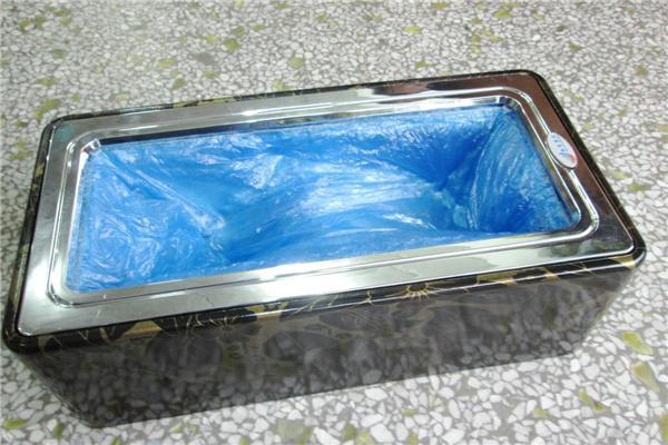 康足牌自动套鞋宝